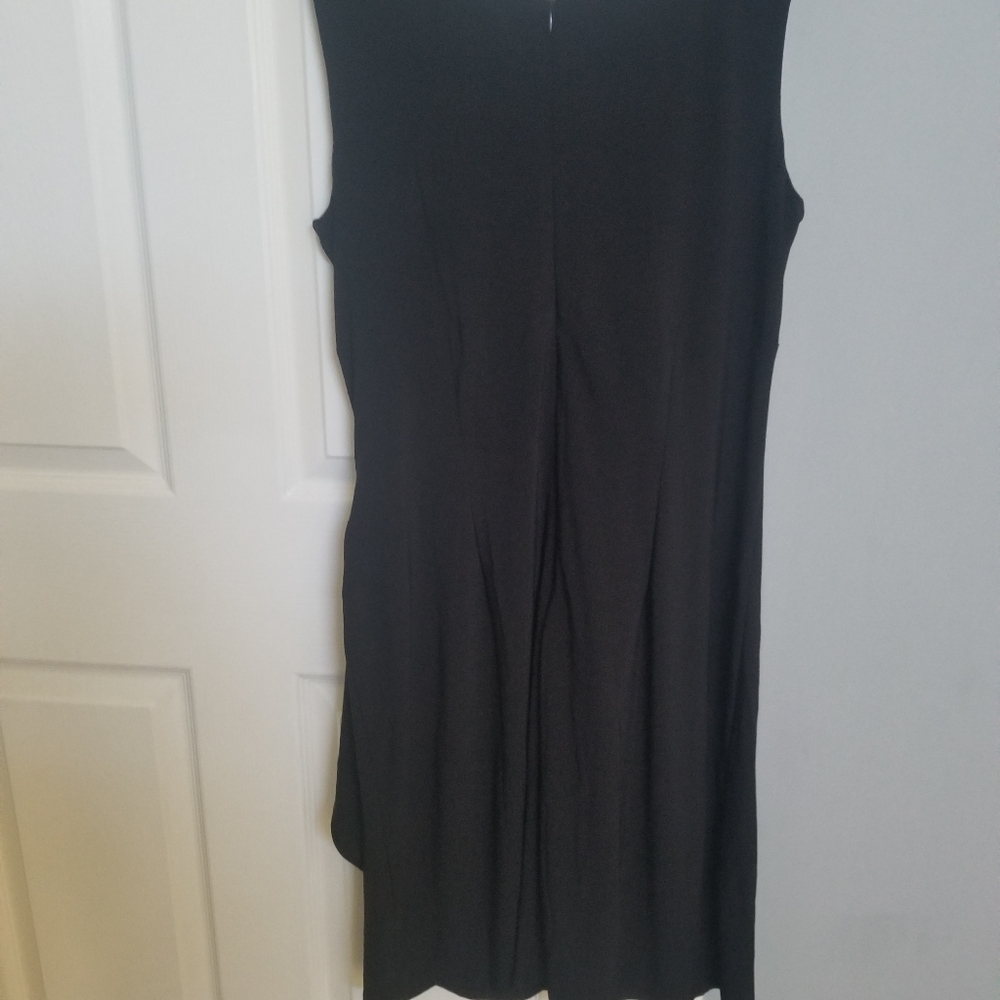 Dress - Picture 10 of 10